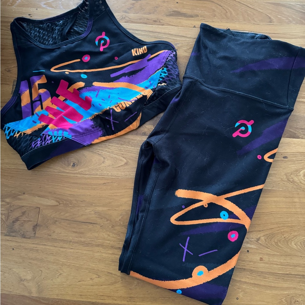 Peloton workout set with high waist leggings and sports bra - medium